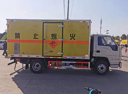 孟津爆破器材运输车