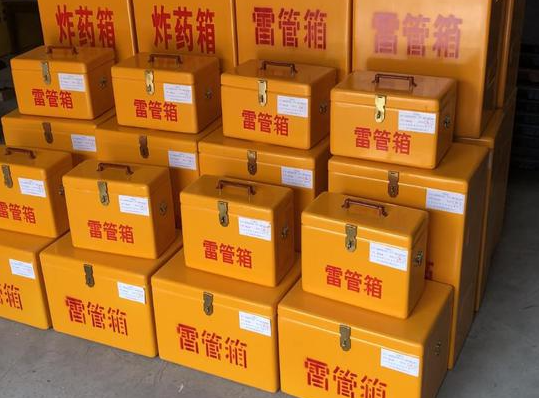 孟津玻璃钢雷管箱的使用寿命一般是多少？